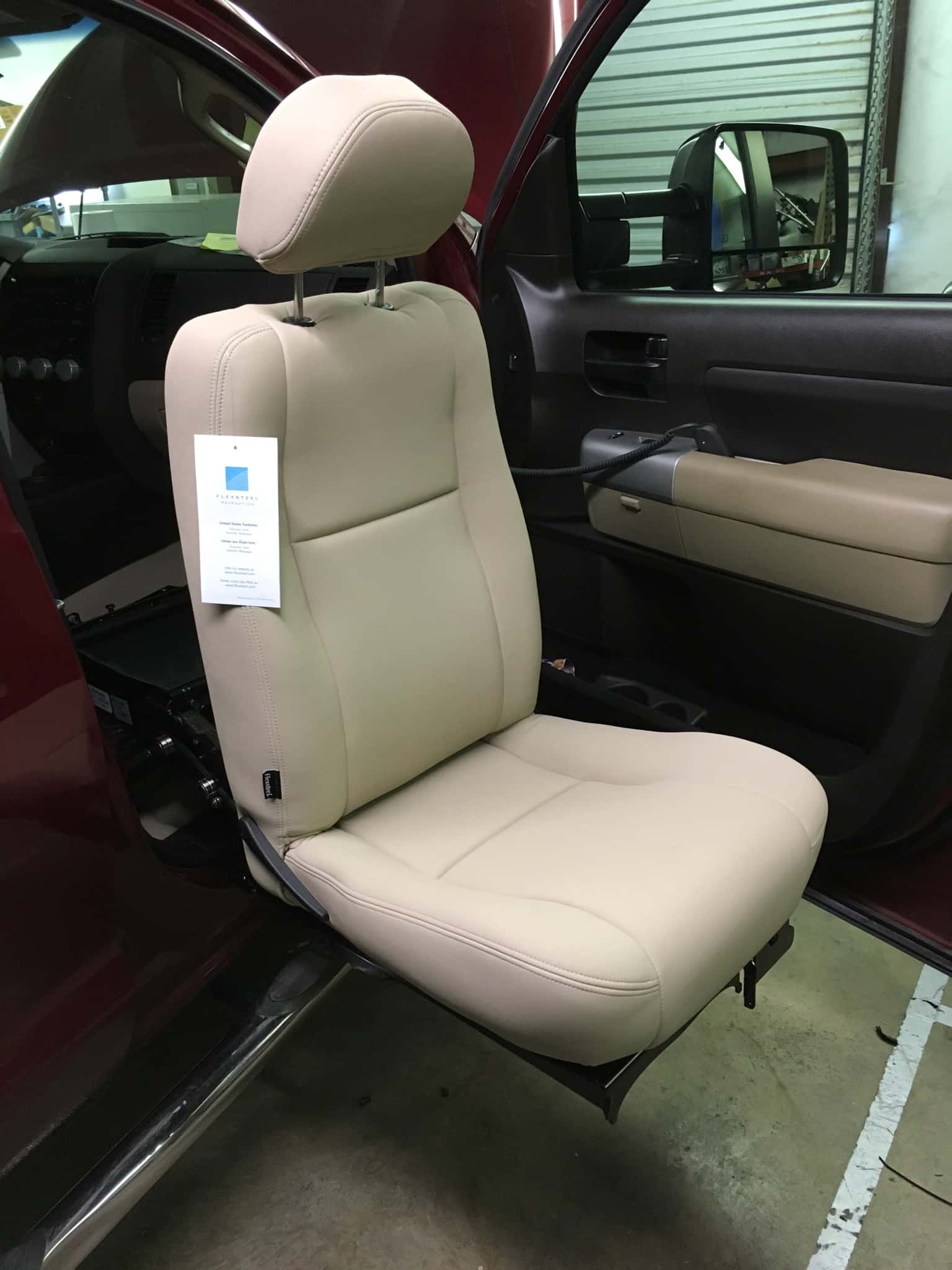 Valet Seat Mobile AL NSM